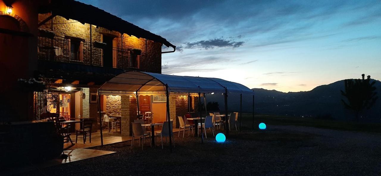 Casale Trusella Acomodação com café da manhã Ponti Exterior foto