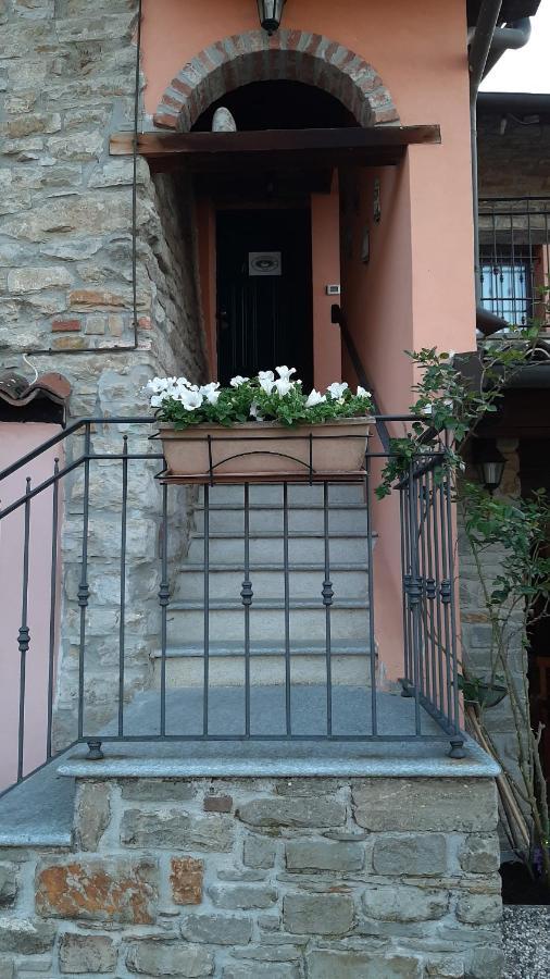 Casale Trusella Acomodação com café da manhã Ponti Exterior foto